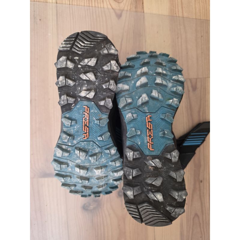 JE VENDS SCARPA RIBELLE RUN KALIBRA G 41