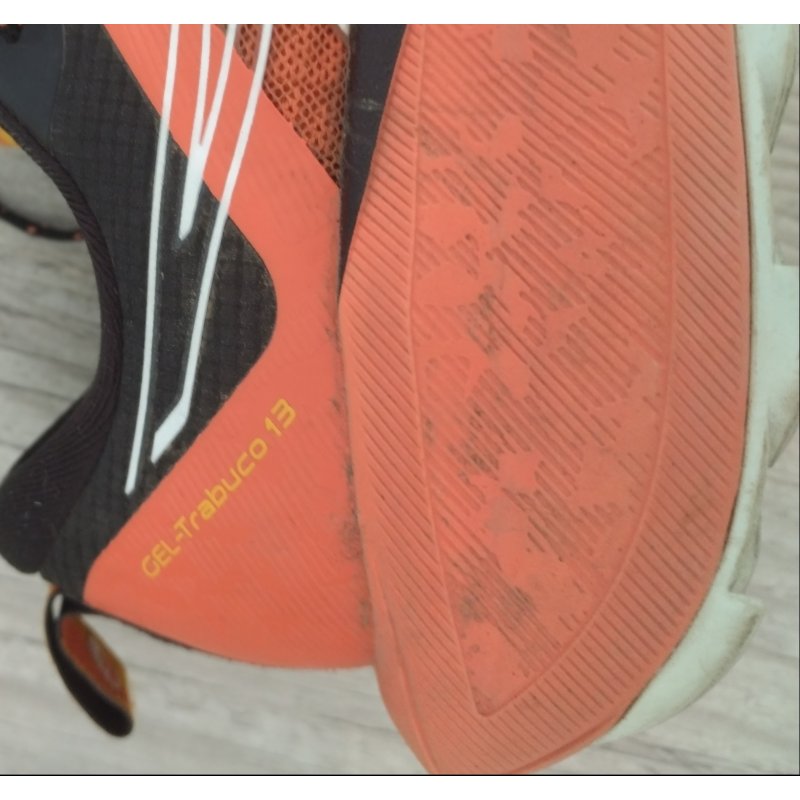 Vends Oasics trabuco 13 taille 44.